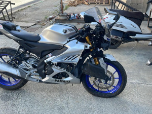 YAMAHA R15 M